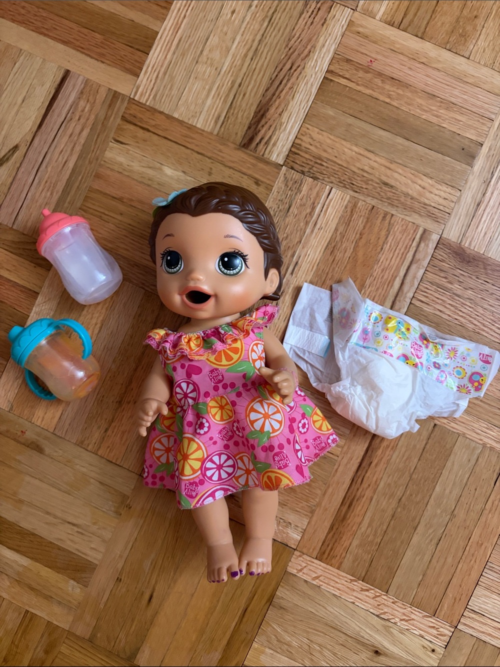 EUC Baby Alive (2015) Hasbro + Pretend Baby Accessories